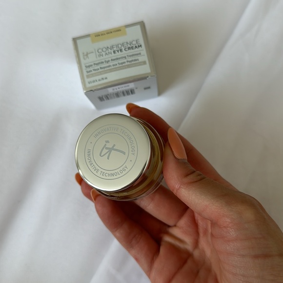 IT Cosmetics CONFIDENCE IN AN EYE CREAM ANTI-AGING PEPTIDE EYE CREAM - Picture 12 of 12